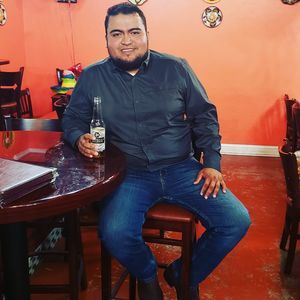 Meet your Posher, Gregorio